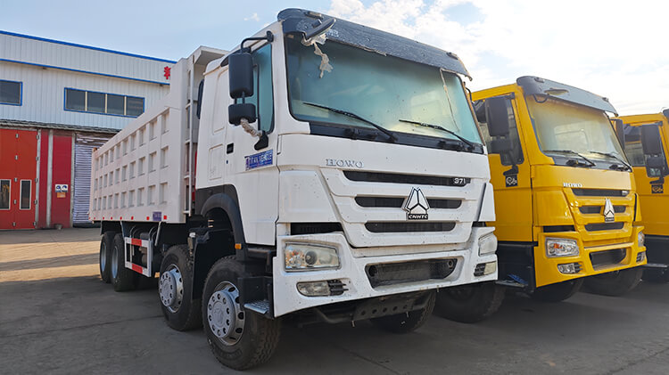 12 Wheeler 8x4 Used Howo Dump Truck for Sale in DR Congo